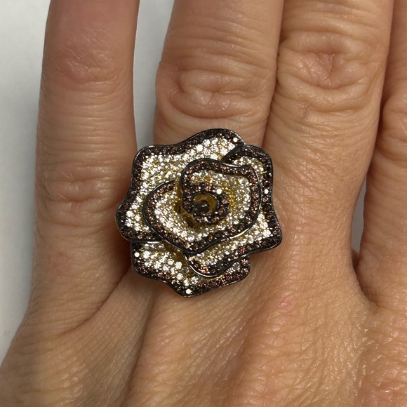 Suzy Levian Yellow Sterling Silver Brown White CZ Flower Ring NWT - Picture 4 of 6